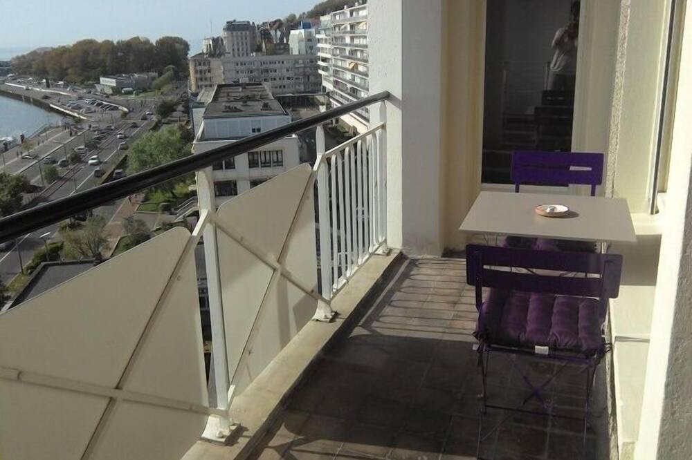 Photo of Patio Balcony in Boulogne-sur-Mer