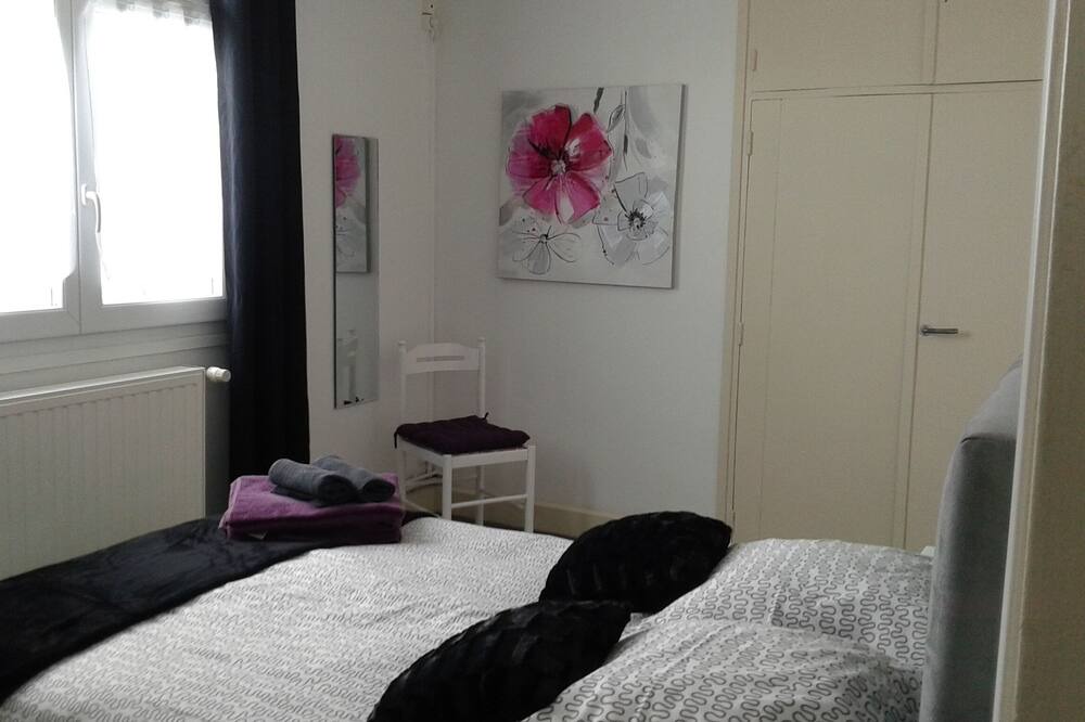 Photo of Bedroom in Boulogne-sur-Mer