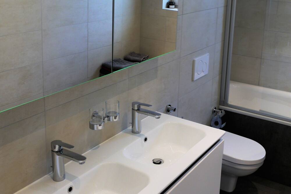 Photo of Bathroom in Le Mont-sur-Lausanne