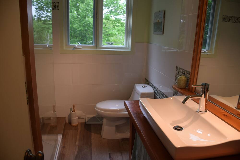 Photo of Bathroom in Pointe-de-Sainte-Foy