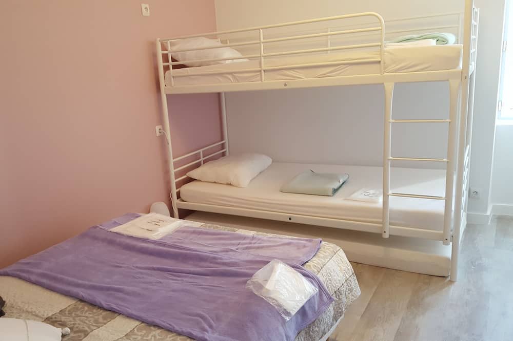 Photo of Bedroom in Saint-Martin-des-Tilleuls
