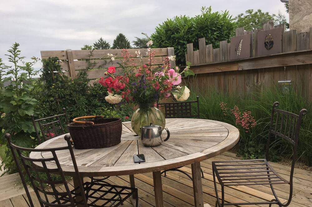 Photo of Patio Balcony in Ballan-Mire