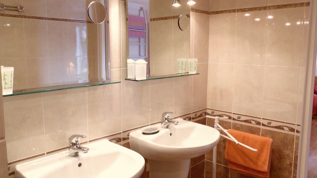 Photo of Others in Saint-Jean-le-Thomas