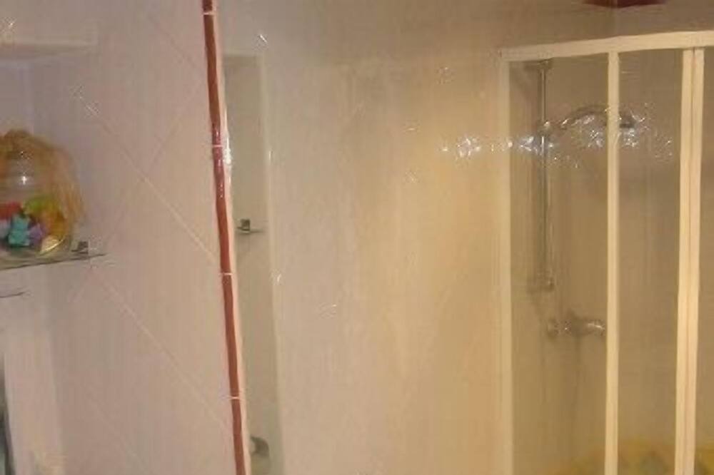 Photo of Bathroom in Saint-Julien-du-Puy