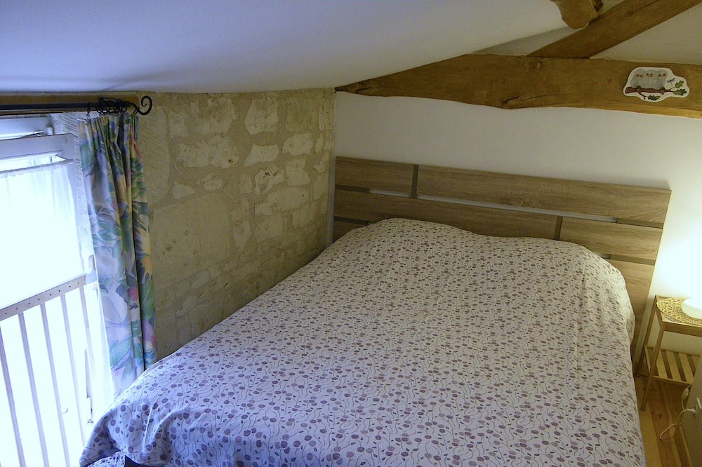 Photo of Bedroom in Bournand