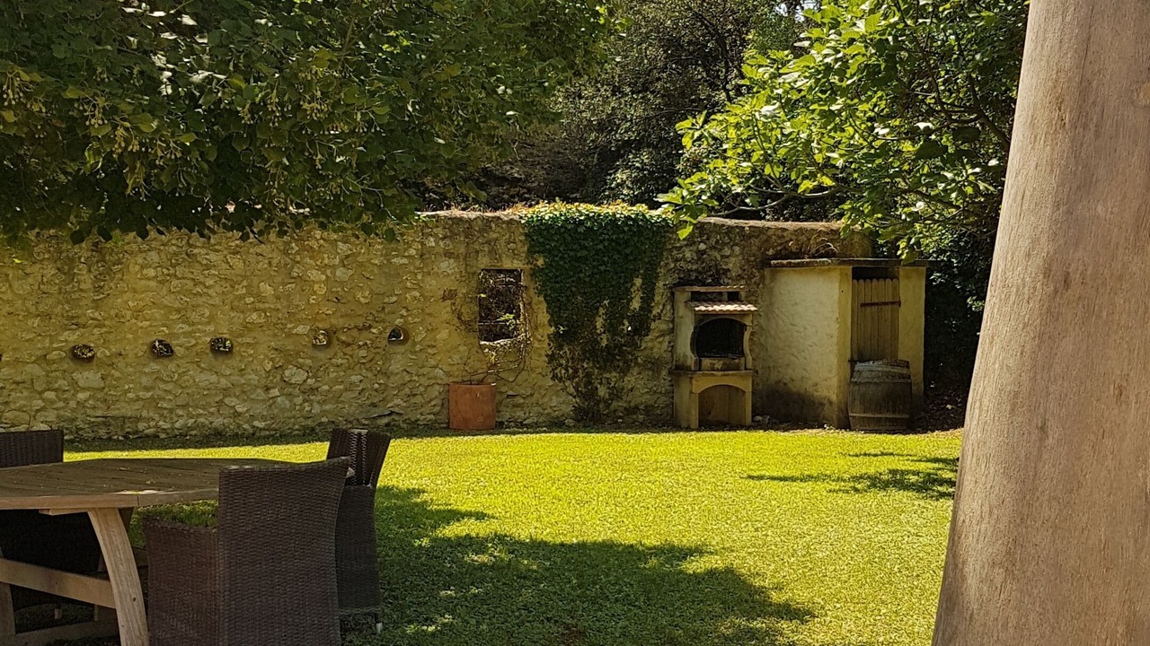 Photo of Outdoor in Vedene