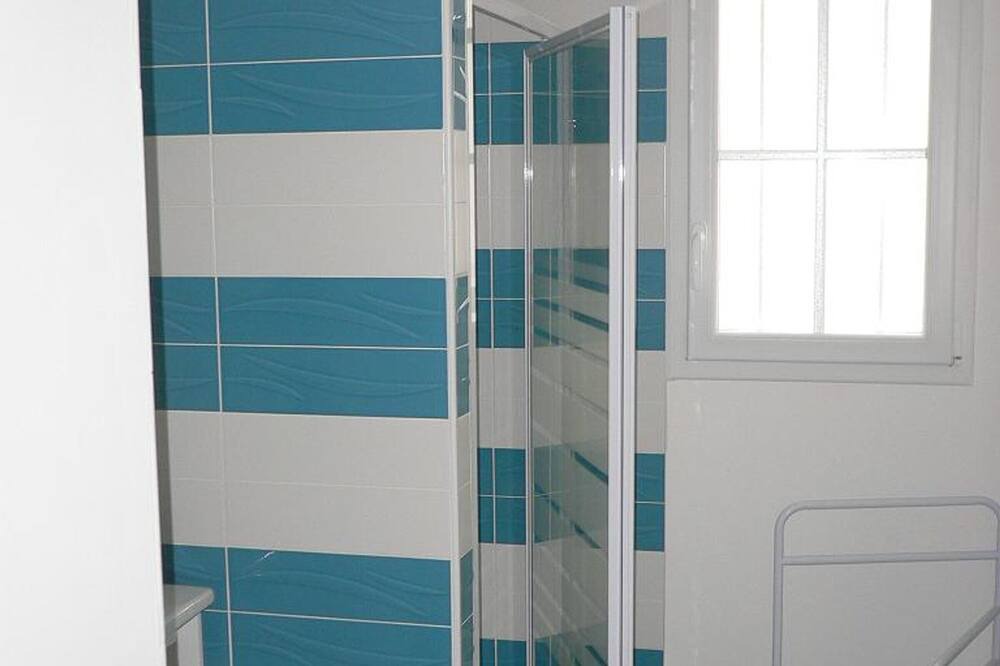 Photo of Bathroom in La Barre-de-Monts