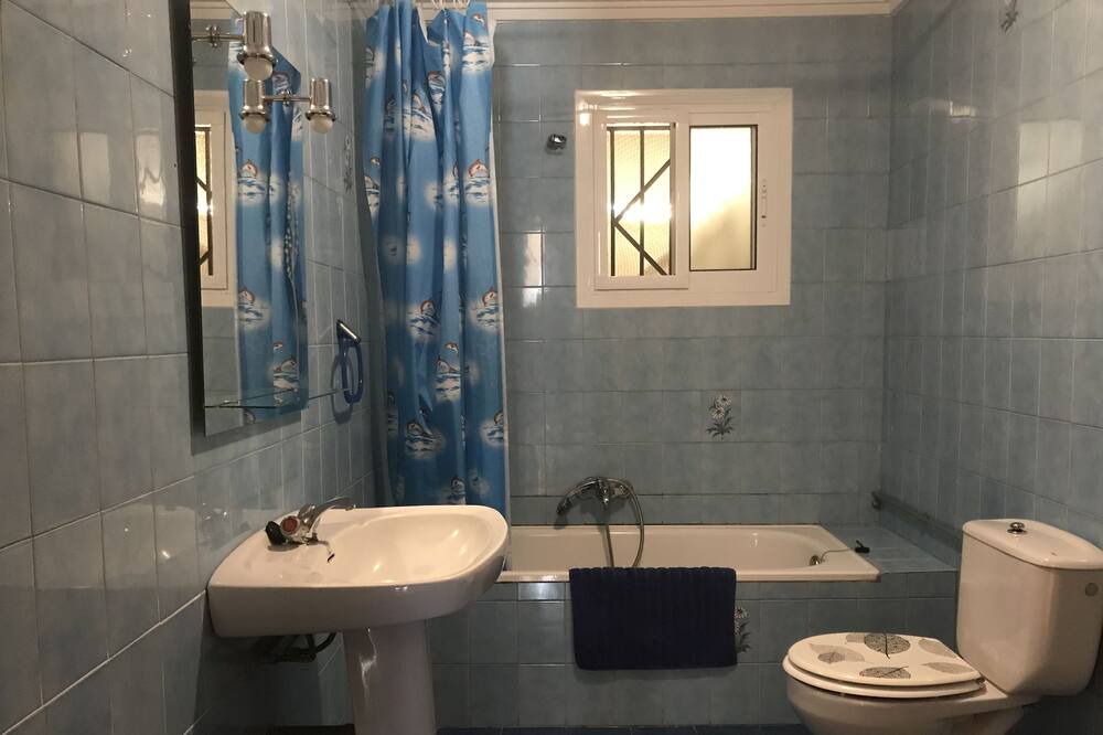 Photo of Bathroom in Los Arenales del Sol