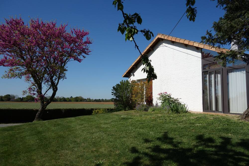 Photo of Outdoor in Rouille