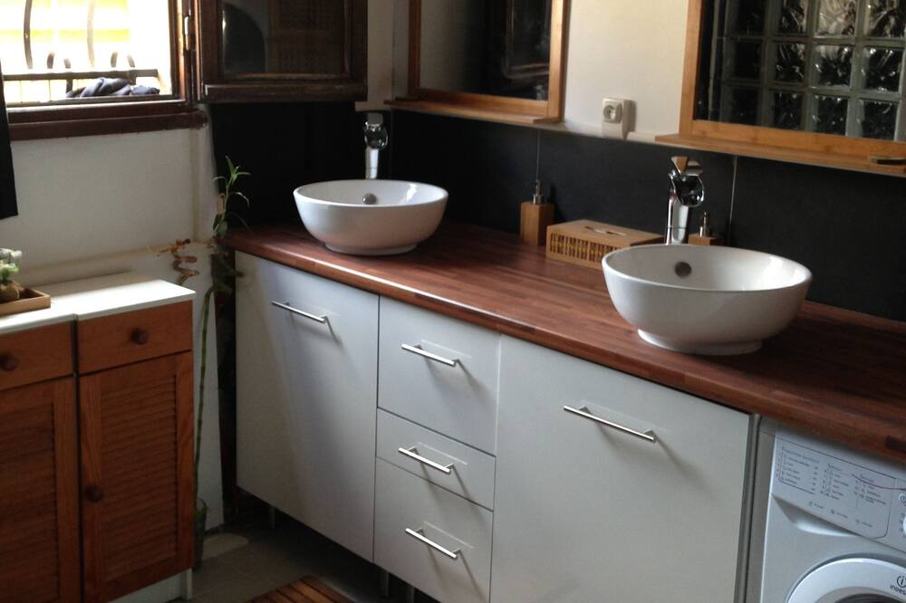 Photo of Kitchen in Sainte-Marie-la-Mer