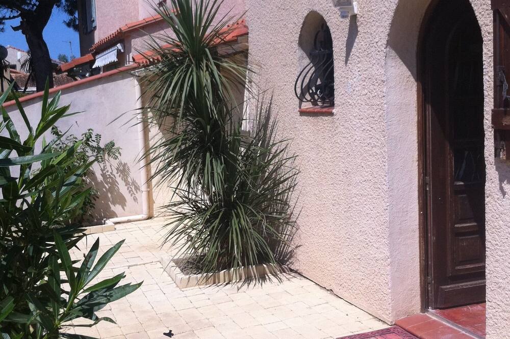 Photo of Outdoor in Sainte-Marie-la-Mer