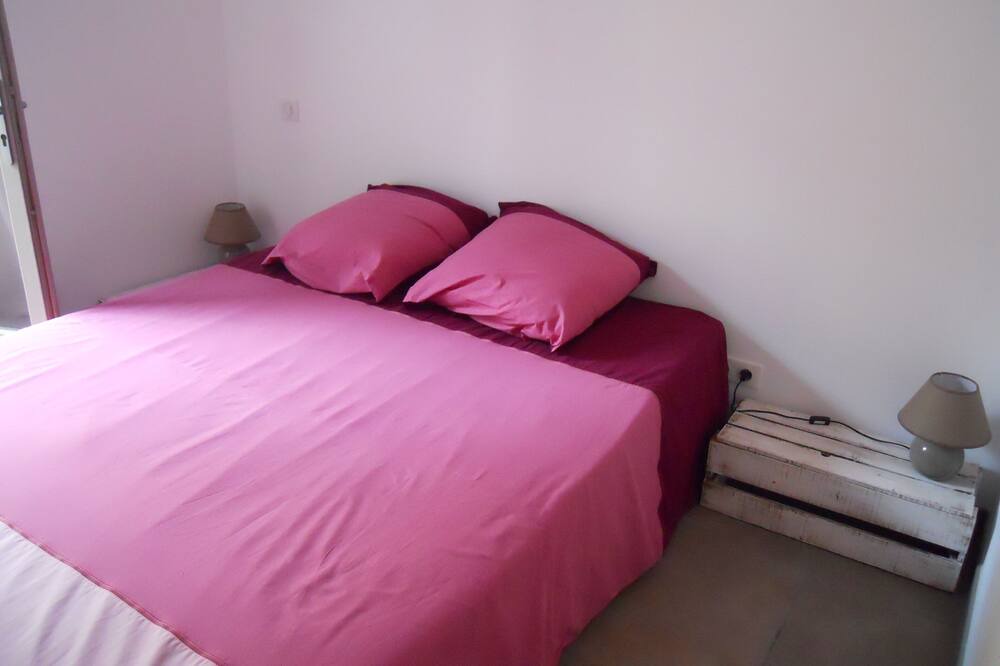Photo of Bedroom in Coursan