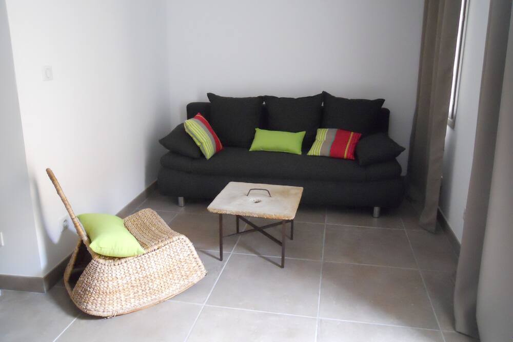 Photo of Livingroom in Coursan