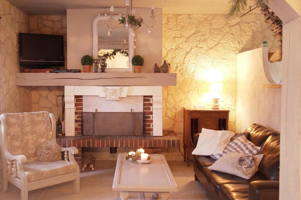 Photo of Livingroom in Trizay-les-Bonneval