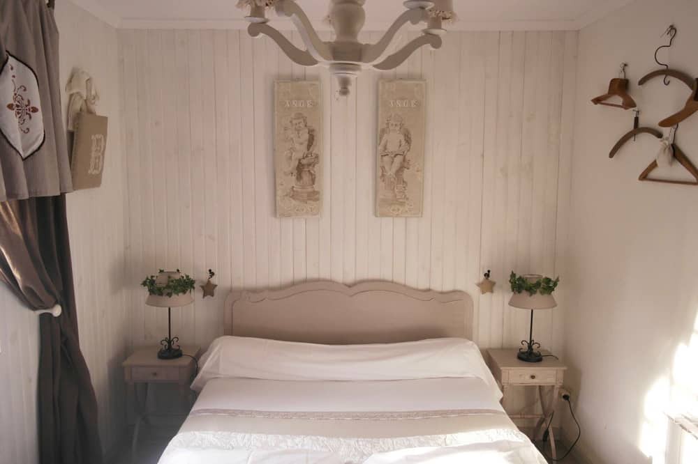 Photo of Bedroom in Trizay-les-Bonneval