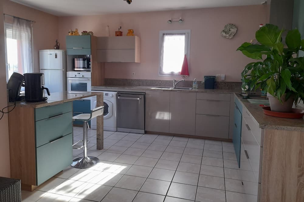 Photo of Kitchen in Cancon