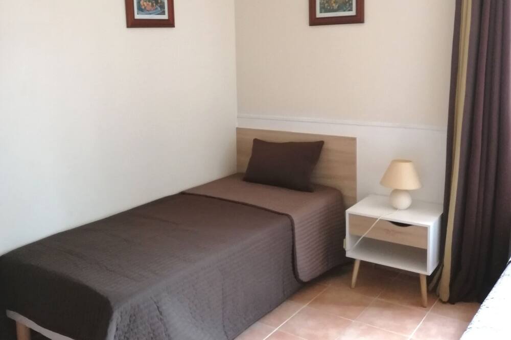 Photo of Bedroom in Domessargues