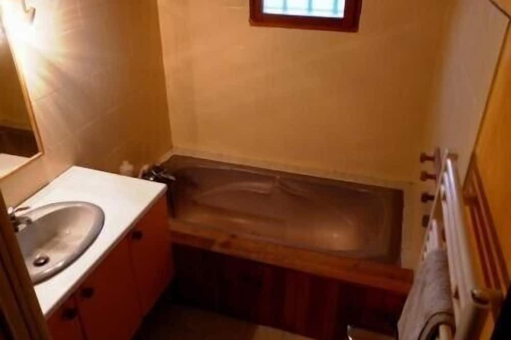 Photo of Bathroom in Saint-Benezet