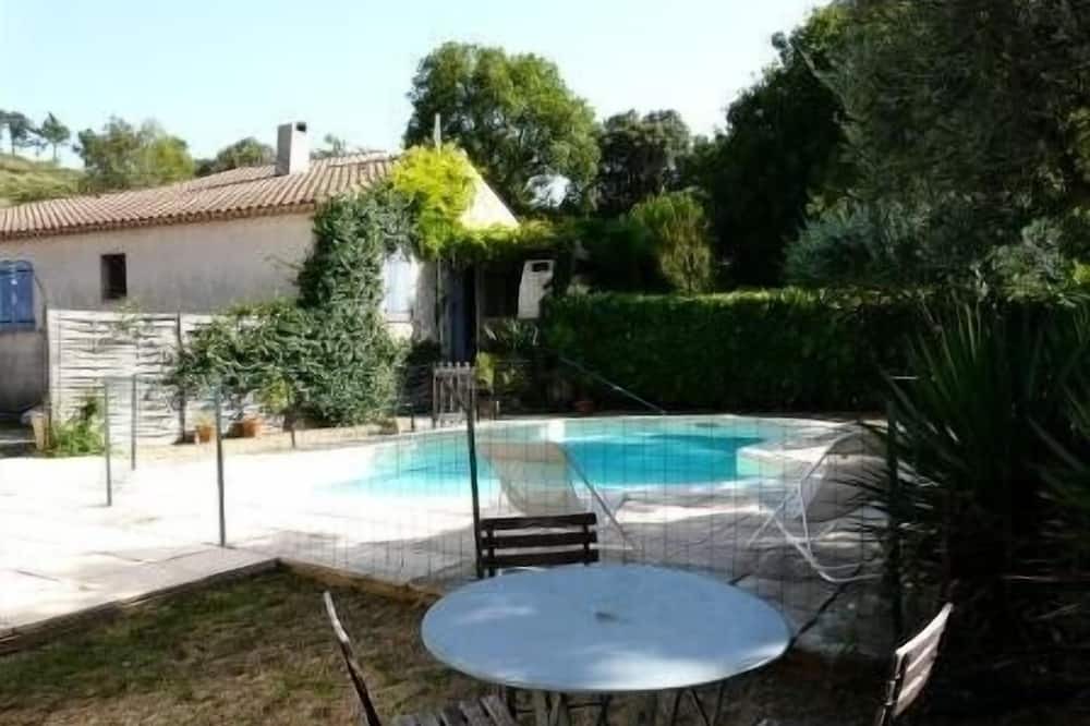 Photo of Outdoor in Saint-Benezet