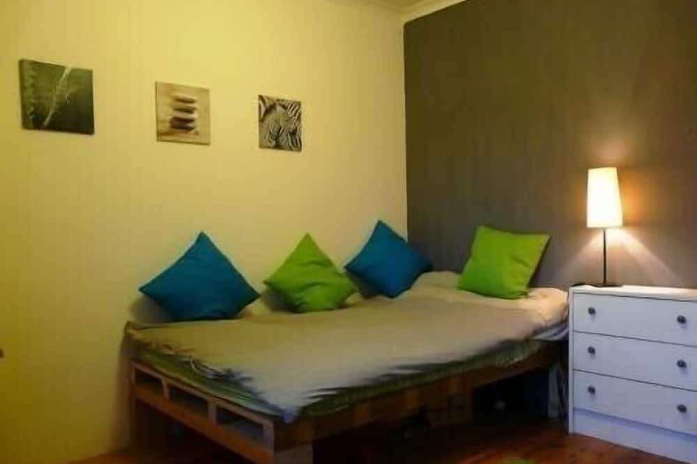 Photo of Bedroom in Saint-Benezet