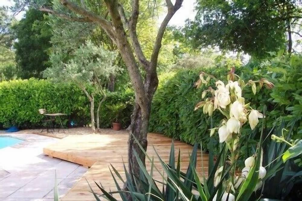 Photo of Outdoor in Saint-Benezet