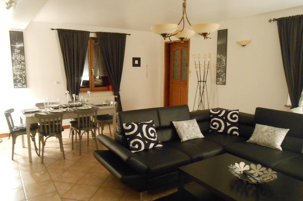 Photo of Livingroom in Russ