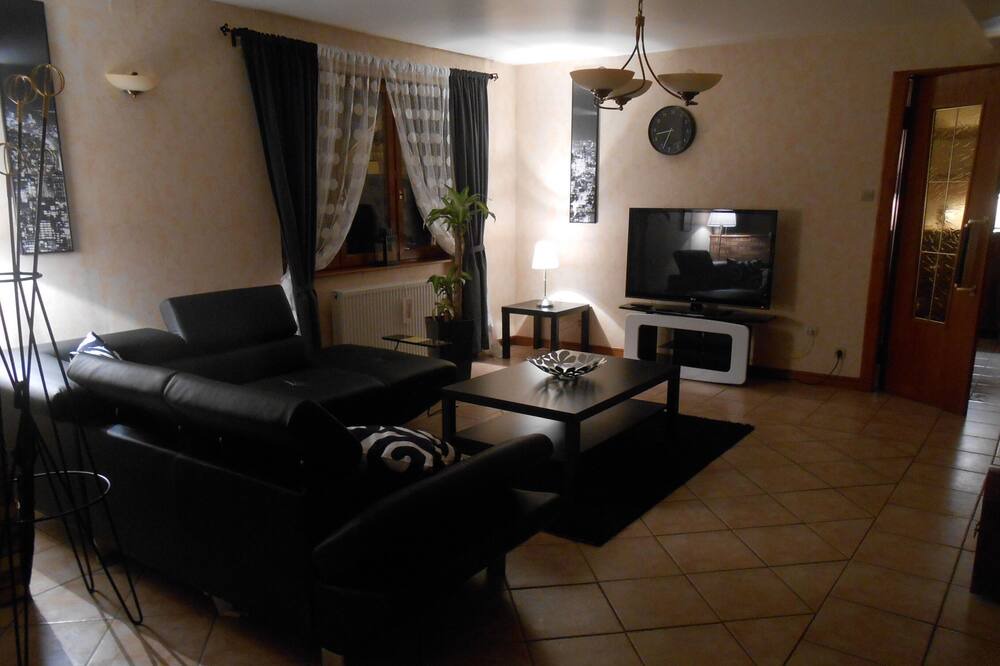 Photo of Livingroom in Russ