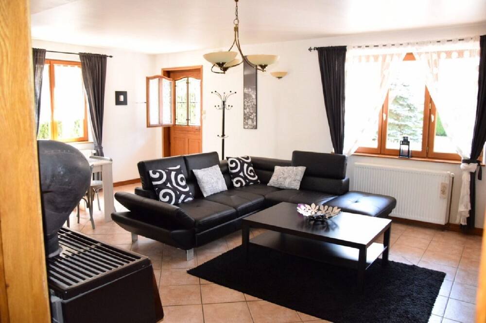 Photo of Livingroom in Russ