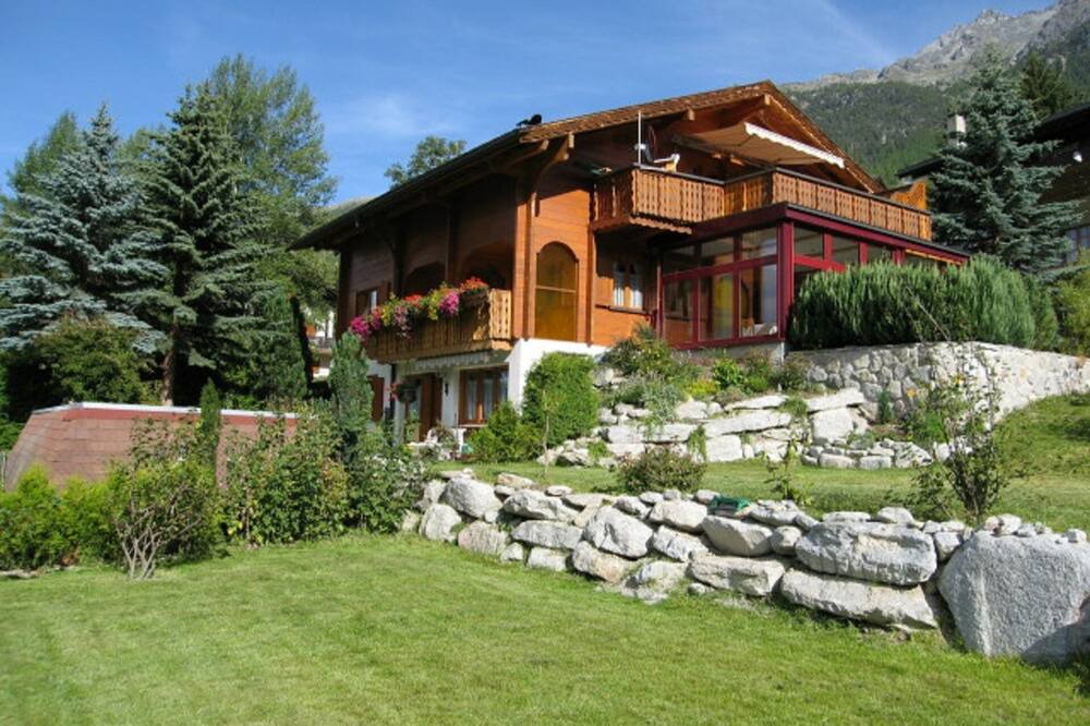 Photo of Outdoor in St. Niklaus