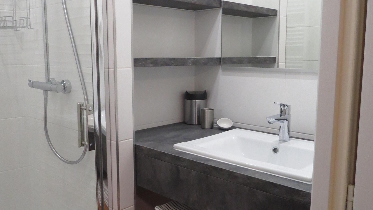 Photo of Others in Old Lyon