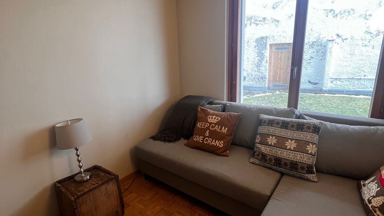 Photo of Livingroom in Lens