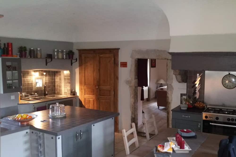 Photo of Kitchen in Rochessauve