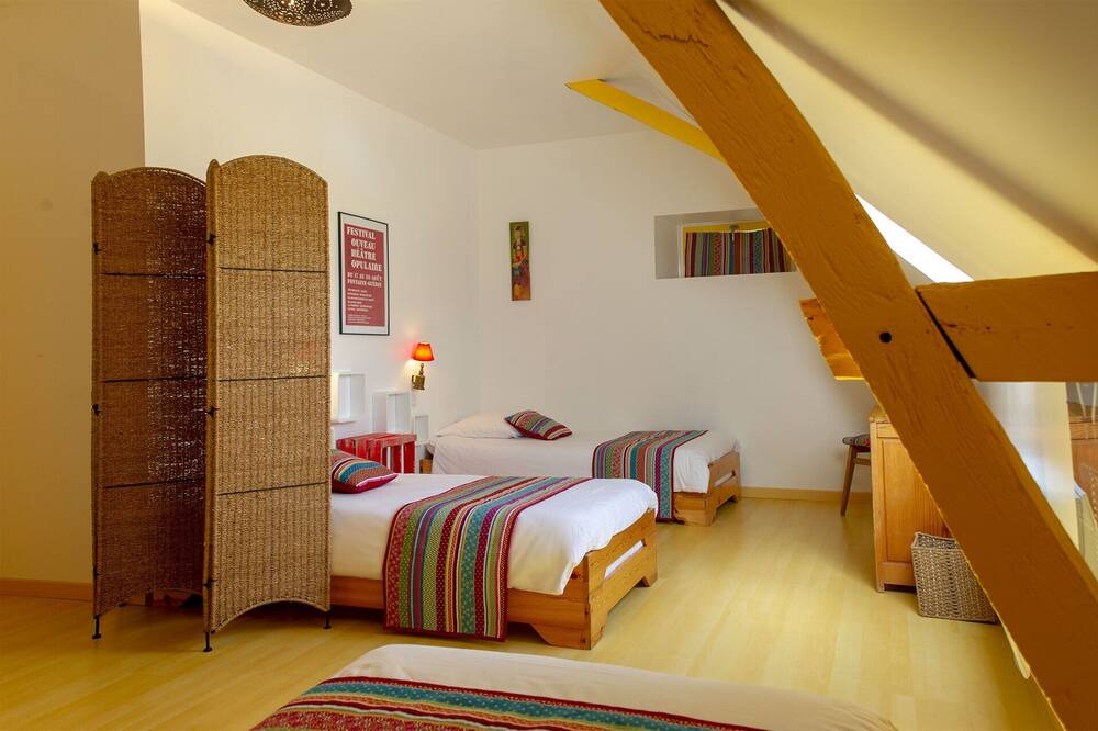 Photo of Bedroom in Pontigne