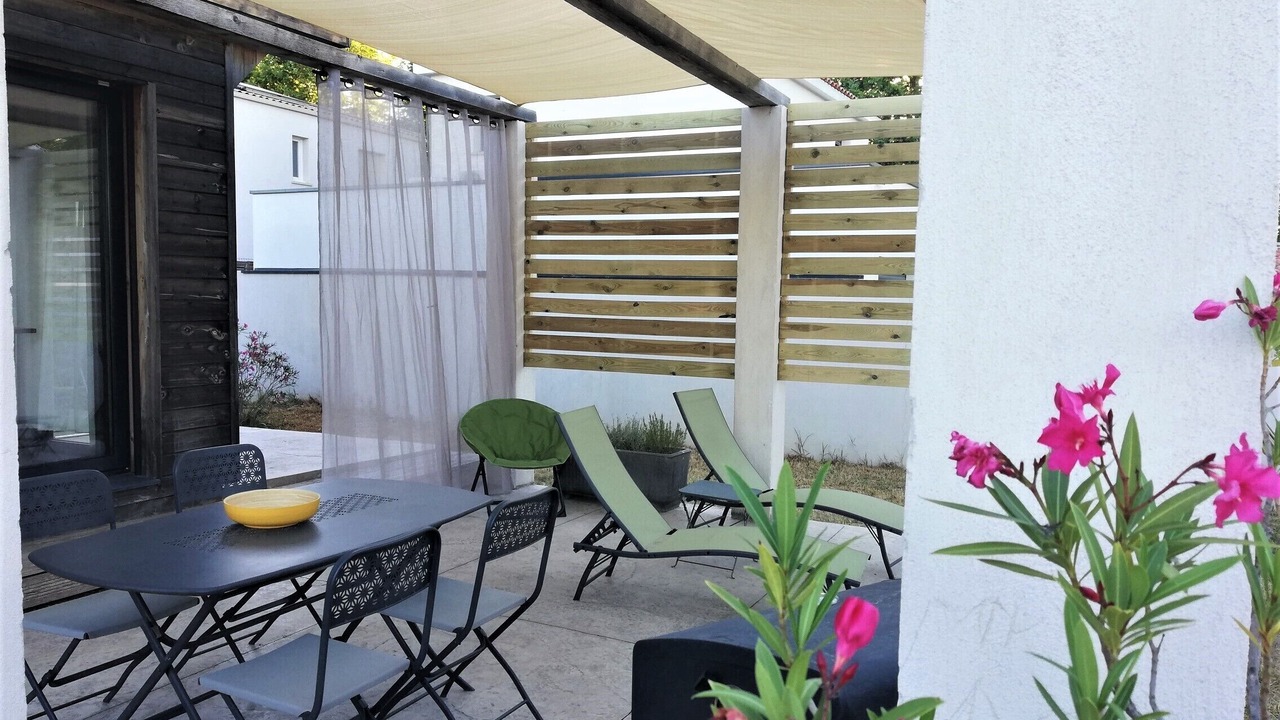 Photo of Outdoor in Cournonsec
