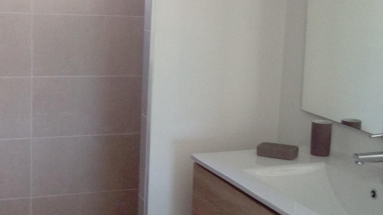 Photo of Bathroom in Cournonsec