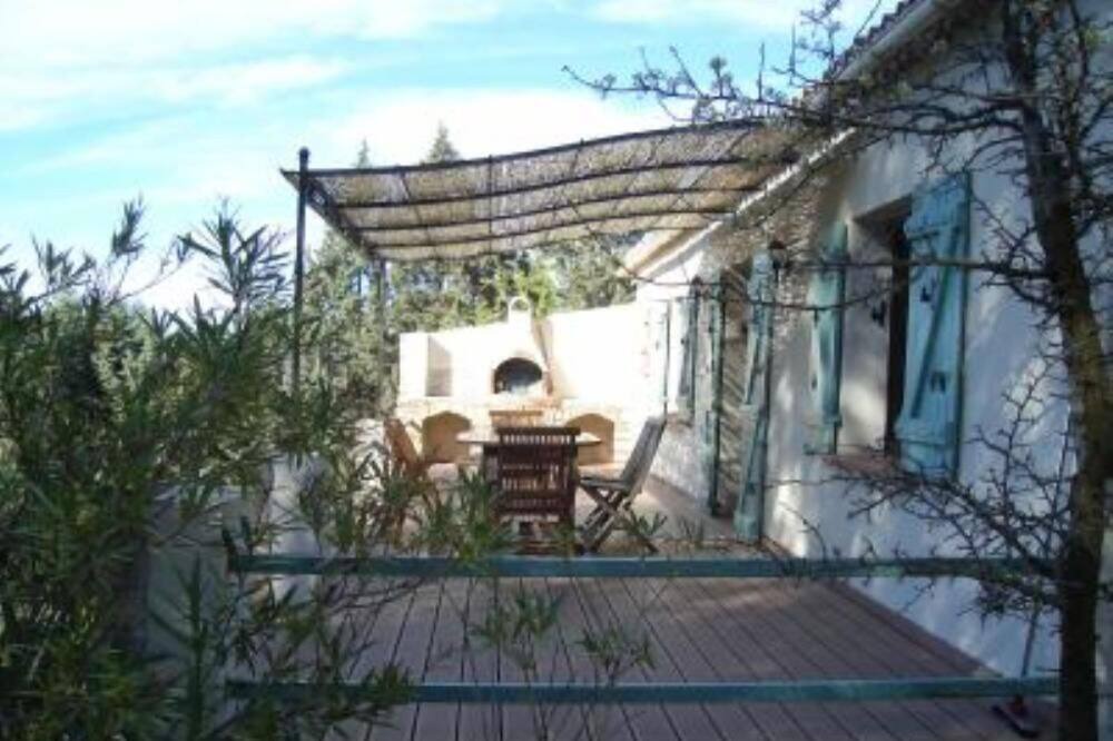 Photo of Patio Balcony in La Capelle-et-Masmolene