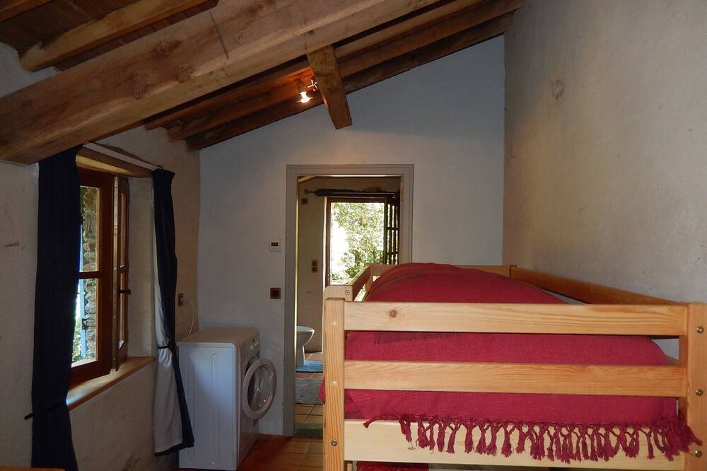Photo of Bedroom in Bessay