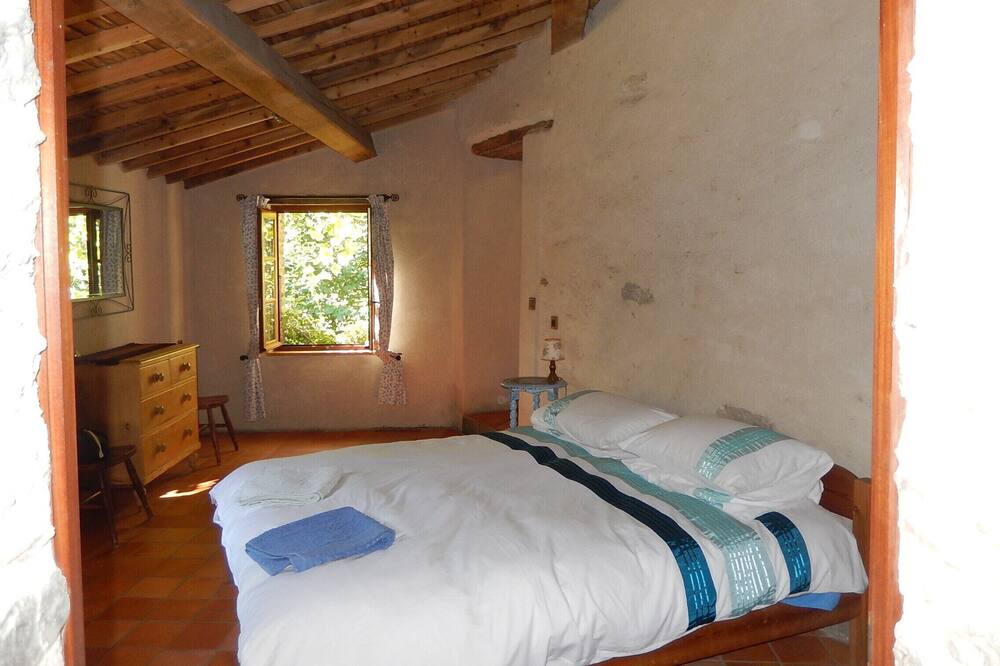 Photo of Bedroom in Bessay