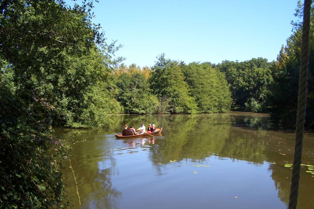 Photo of Outdoor in Bessay