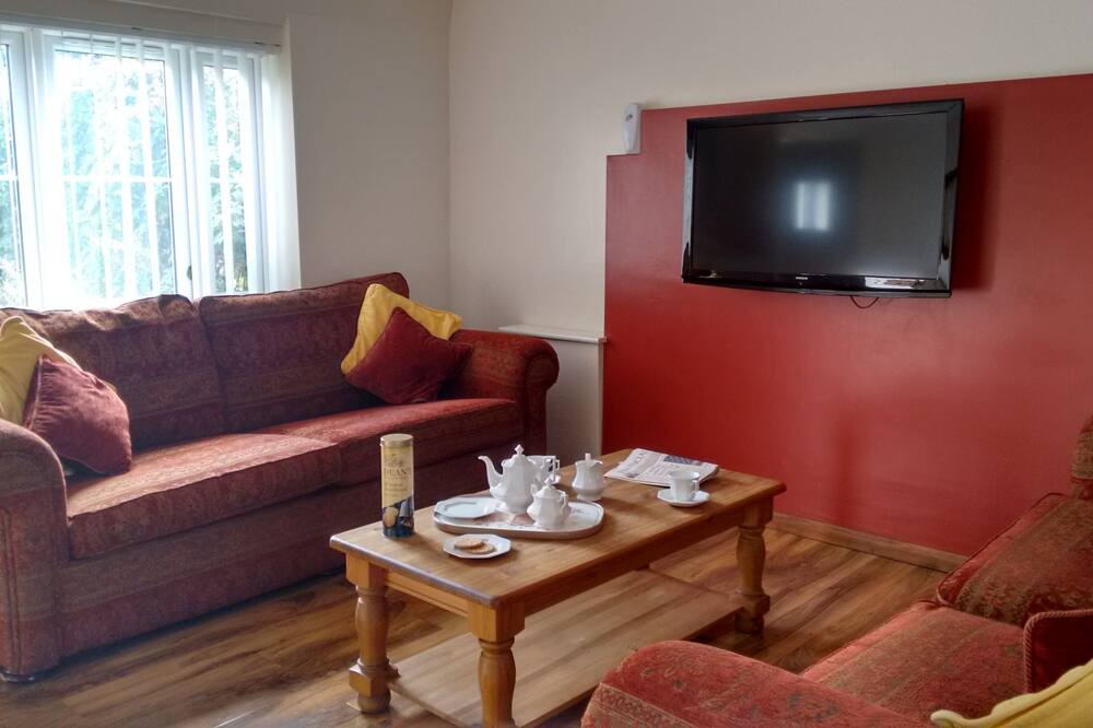 Photo of Livingroom in Uckfield