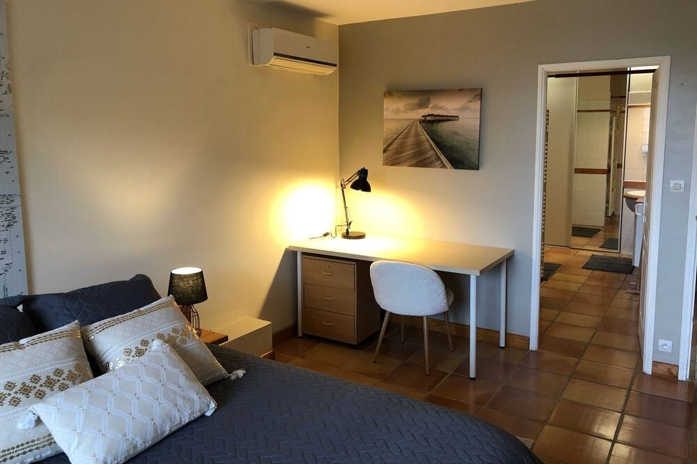 Photo of Bedroom in Baillargues