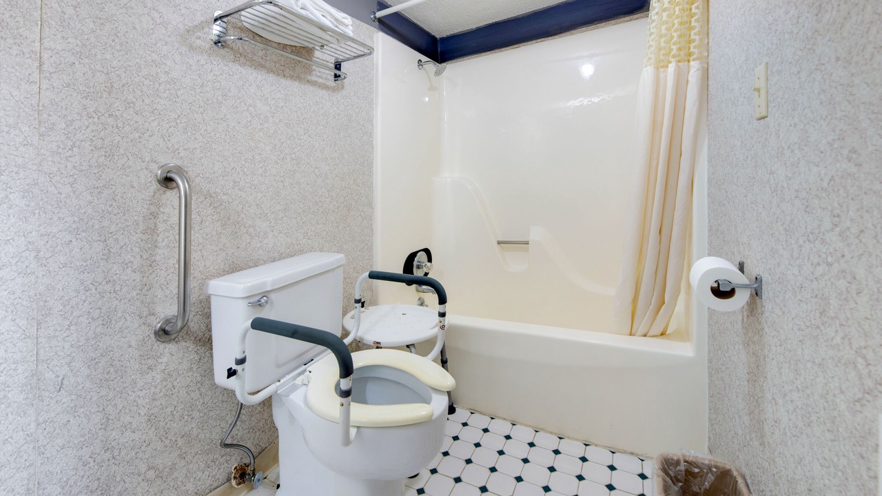 Photo of Bathroom in Mount Vernon