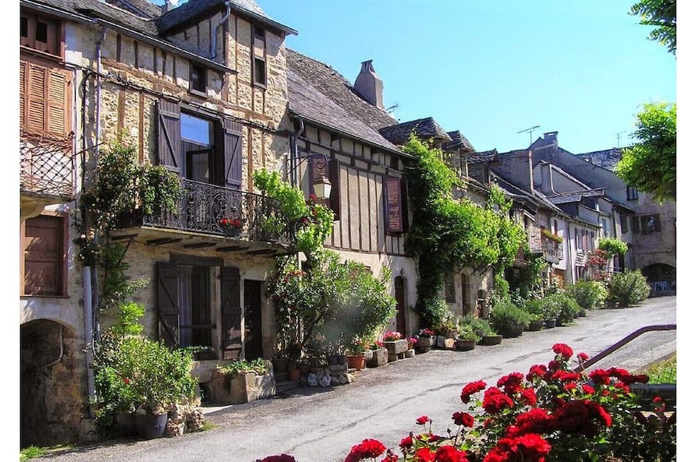 Photo of Outdoor in Saint-Andre-de-Najac