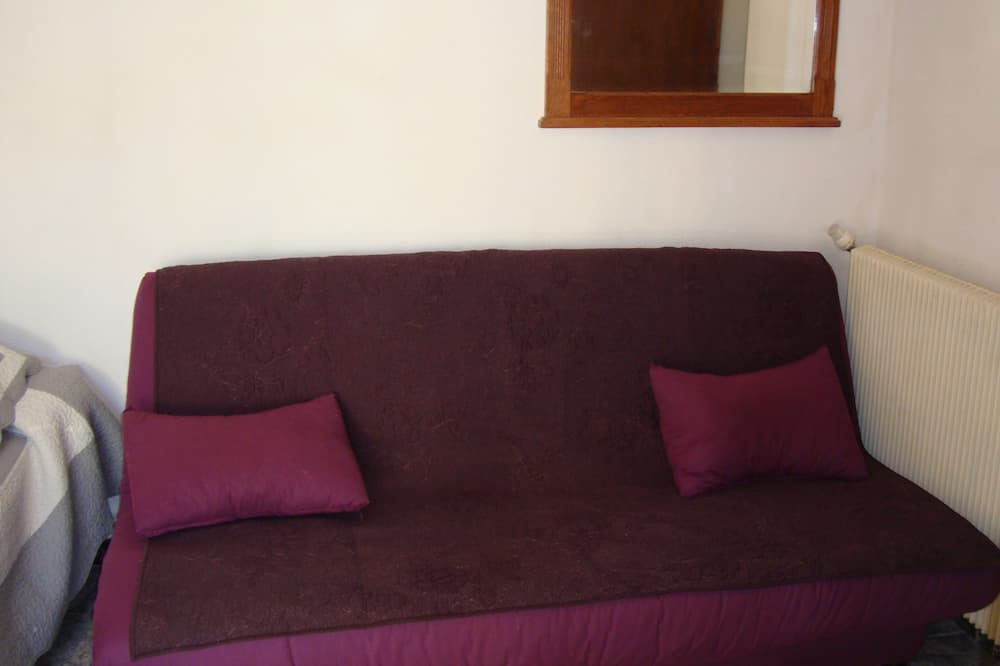 Photo of Livingroom in Lieuran-Cabrieres