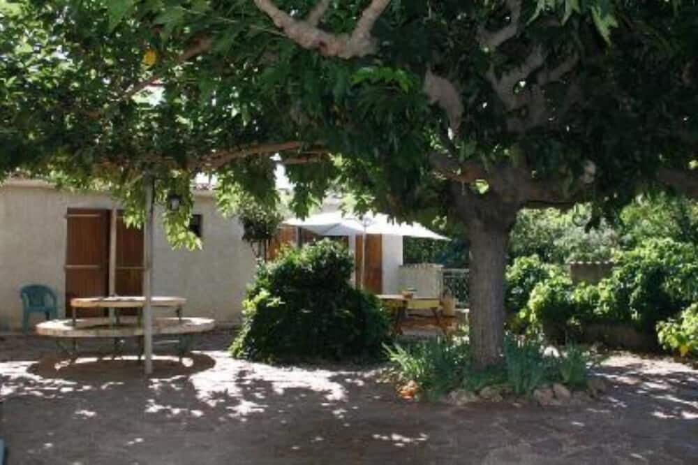 Photo of Outdoor in Lieuran-Cabrieres