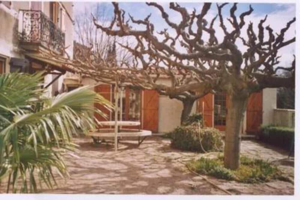 Photo of Outdoor in Lieuran-Cabrieres