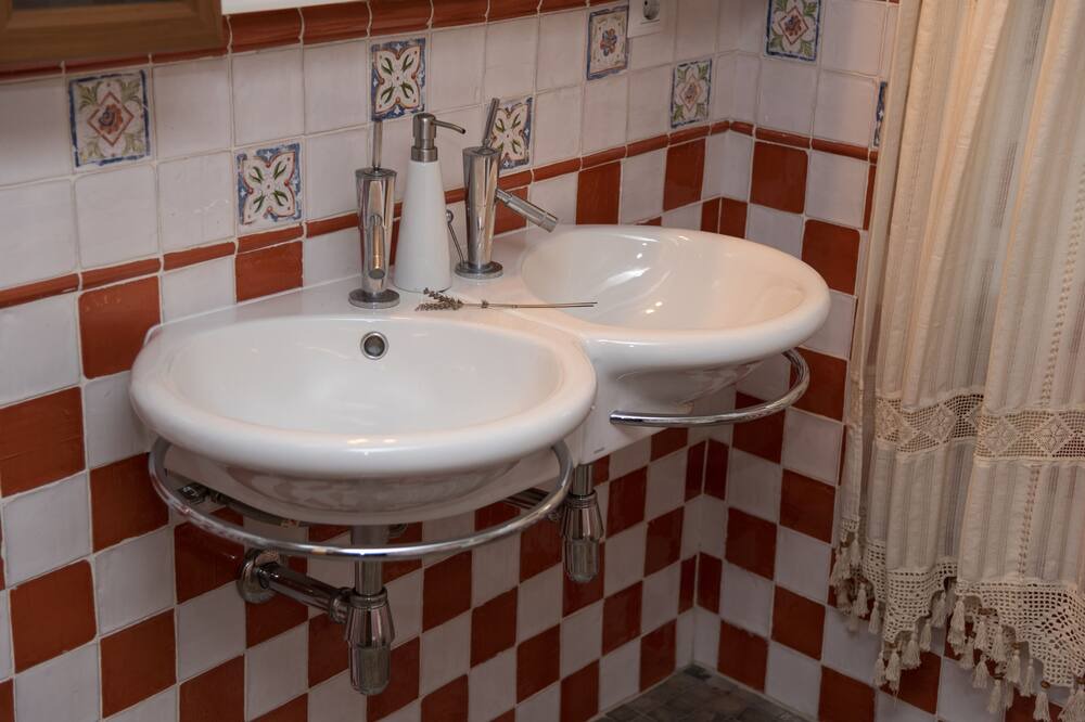 Photo of Bathroom in Vilafames