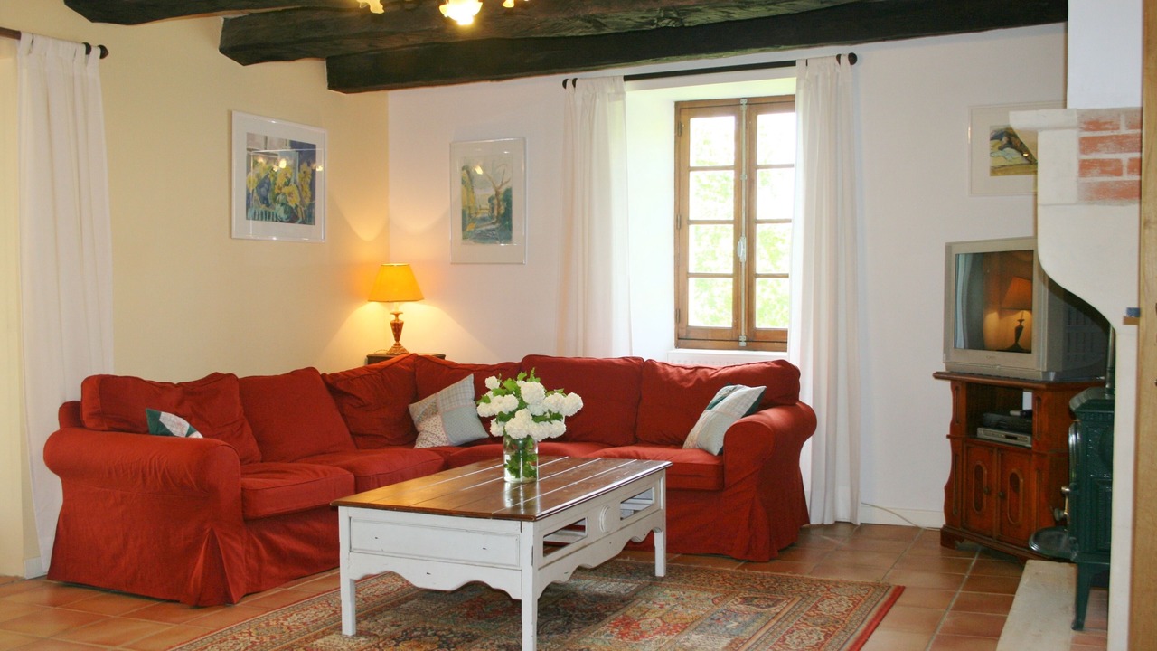 Photo of Livingroom in Cezac