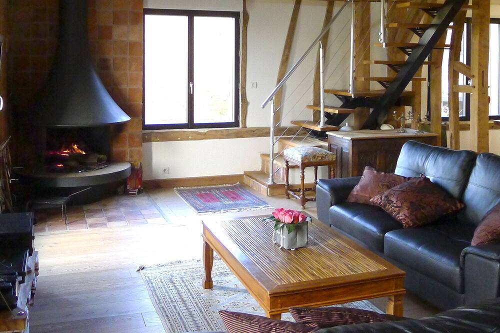 Photo of Livingroom in Miannay