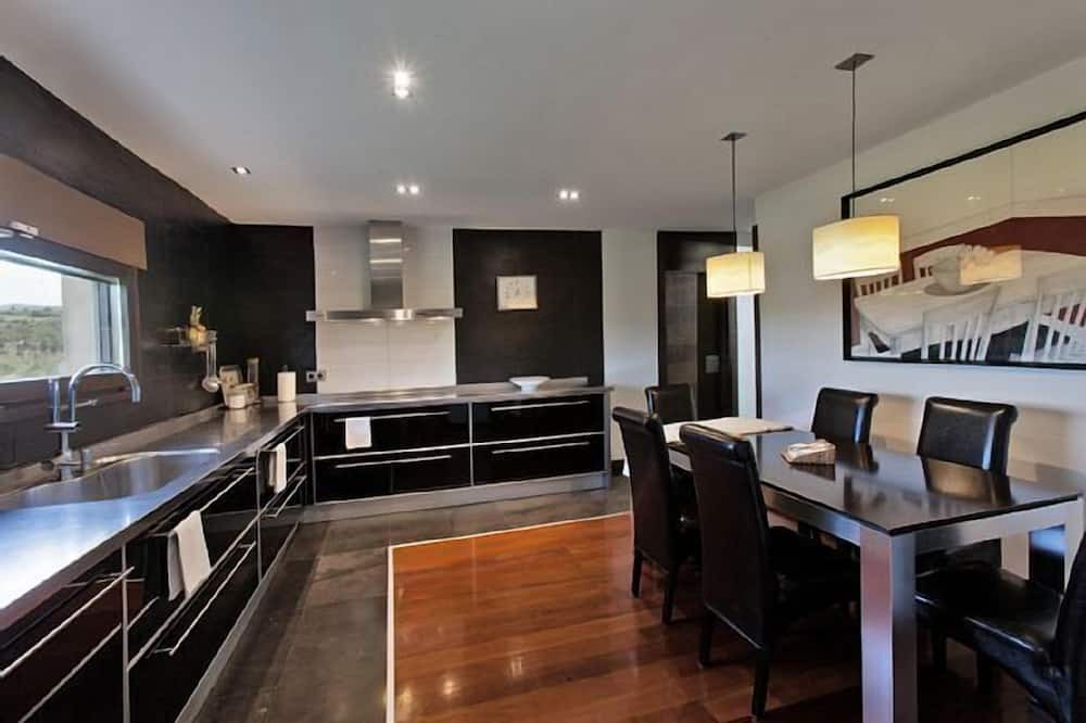 Photo of Kitchen in Pueyo